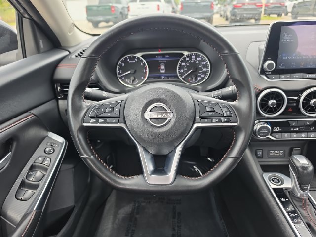 Used 2025 Nissan Sentra SR FWD image 10