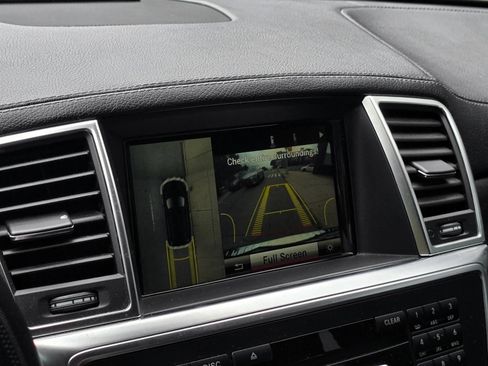 Used 2016 Mercedes-Benz GL 450 4MATIC image 43