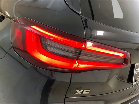 Used 2022 BMW X5 M50i w/ Premium Package AWD/4WD image 28