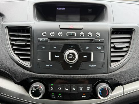 Used 2016 Honda CR-V LX image 25