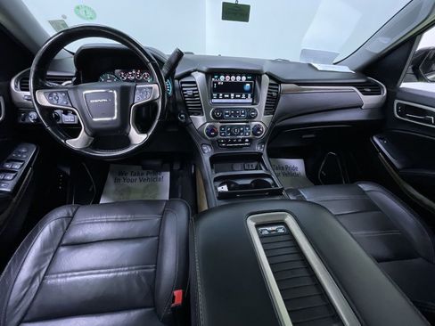 Used 2018 GMC Yukon Denali w/ Denali Ultimate Package image 17