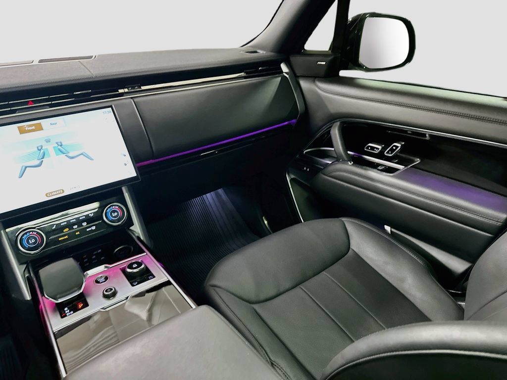 Certified 2023 Land Rover Range Rover SE AWD/4WD image 24
