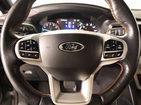 Used 2022 Ford Explorer Timberline image 3