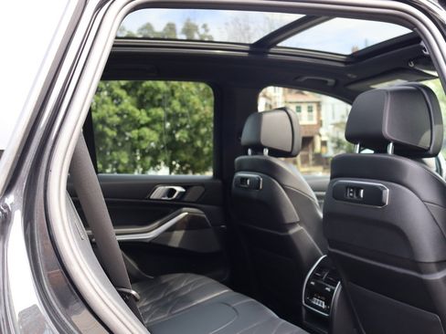 Used 2024 BMW X5 xDrive40i w/ Premium Package AWD/4WD image 16