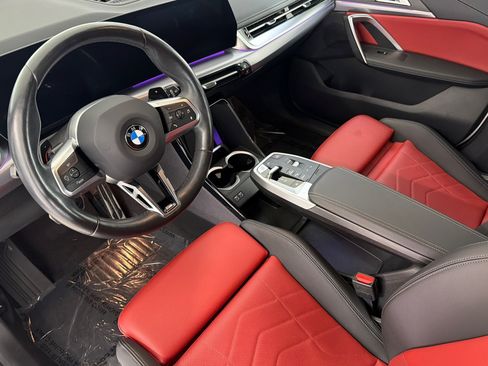 Used 2023 BMW X1 xDrive28i w/ M Sport Package AWD/4WD image 4