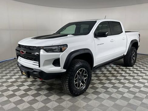 New 2026 Chevrolet Colorado ZR2 w/ Technology Package AWD/4WD image 1