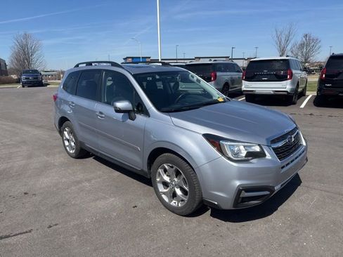 Used 2017 Subaru Forester 2.5i Touring image 1