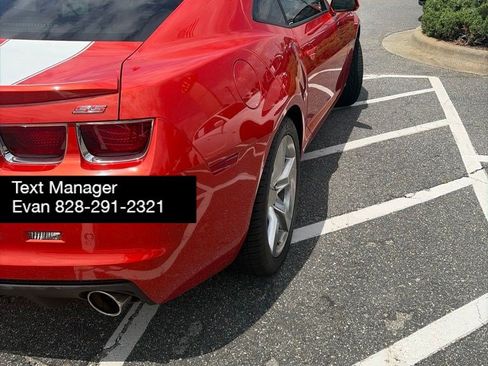 Used 2010 Chevrolet Camaro SS w/ RS Package RWD image 7