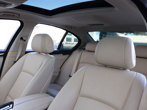 Used 2015 BMW 528i Sedan image 62