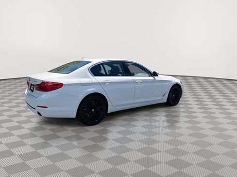 Used 2020 BMW 530i xDrive w/ Convenience Package AWD/4WD image 11
