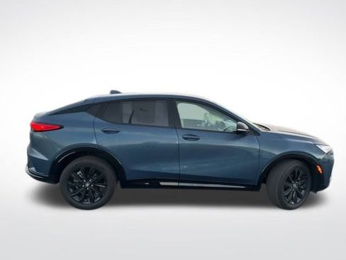 Certified 2024 Buick Envista Sport Touring w/ Convenience II Package image 9