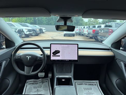 Used 2021 Tesla Model Y Performance AWD/4WD image 17