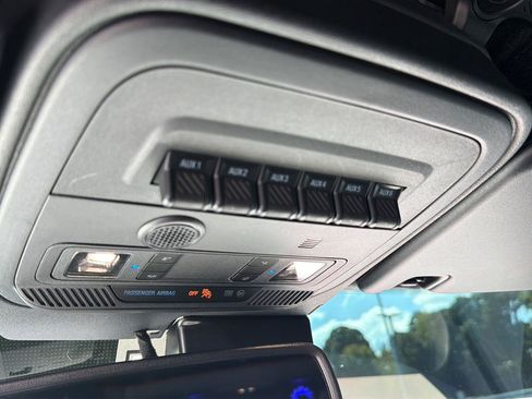 Used 2024 Ford Bronco Wildtrak AWD/4WD image 30