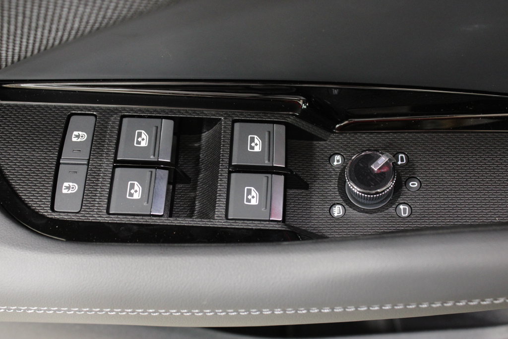 New 2026 Audi Q3 quattro 2.0T AWD/4WD image 17