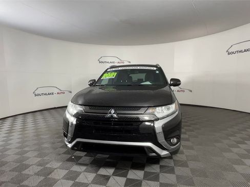 Used 2021 Mitsubishi Outlander SEL image 3