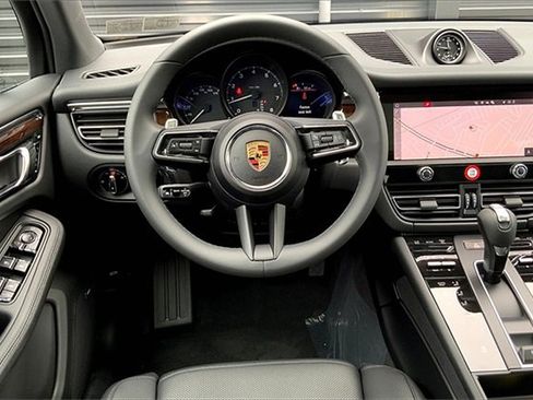 New 2025 Porsche Macan image 23