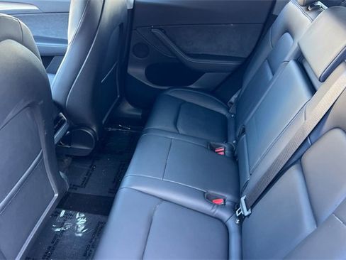 Used 2023 Tesla Model Y Performance image 13