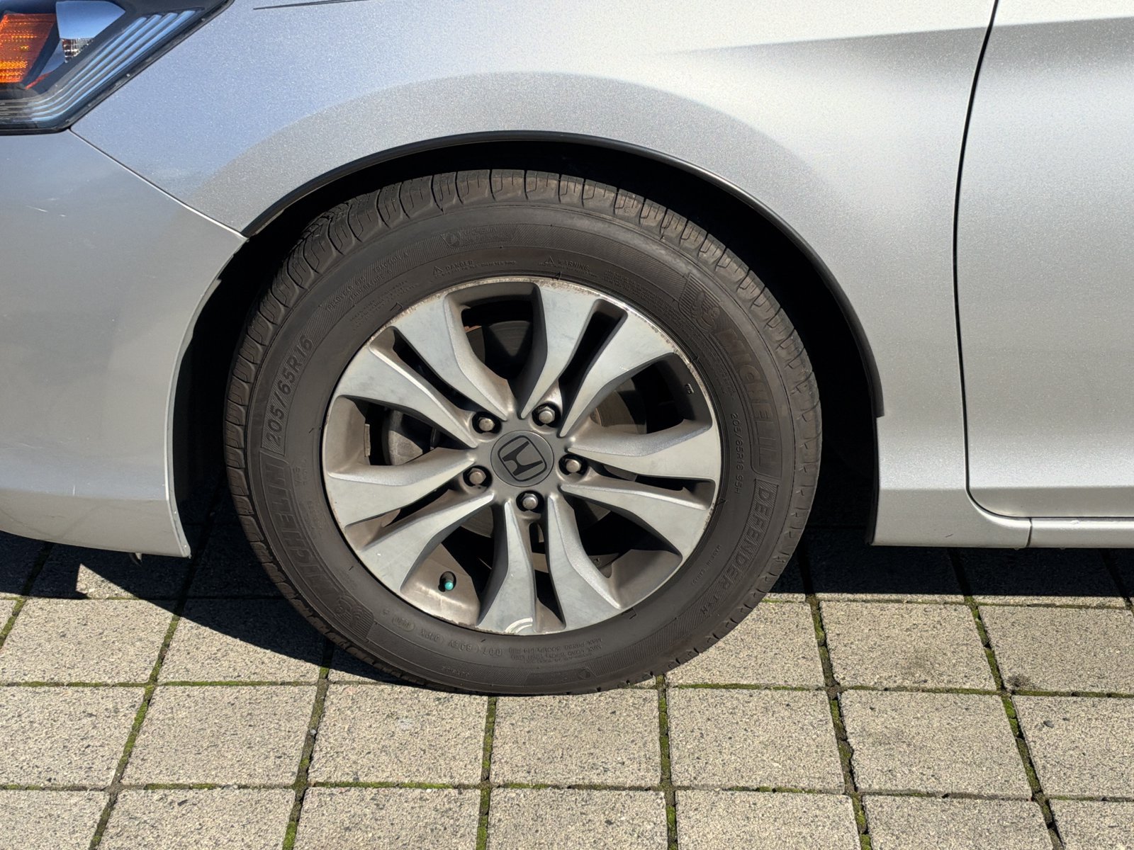 Used 2015 Honda Accord LX image 9