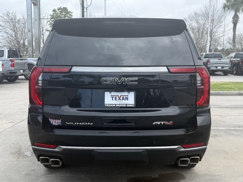 New 2026 GMC Yukon AT4 w/ AT4 Premium Package image 6