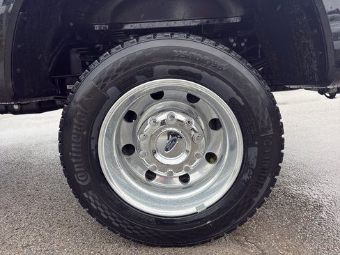 New 2026 Ford F450 XL w/ XL Chrome Package image 18