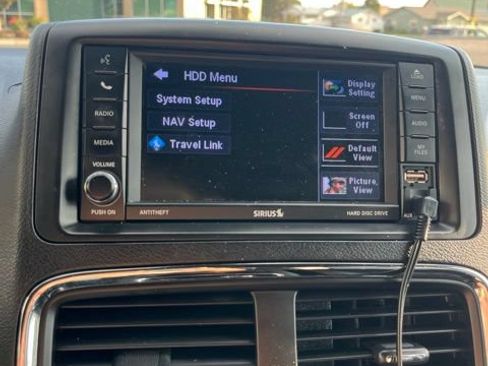 Used 2018 Dodge Grand Caravan GT FWD image 45