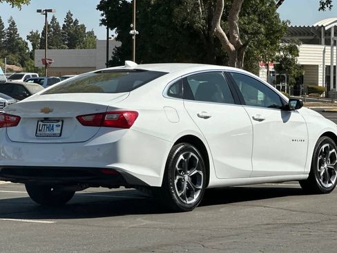 Used 2024 Chevrolet Malibu LT FWD image 2