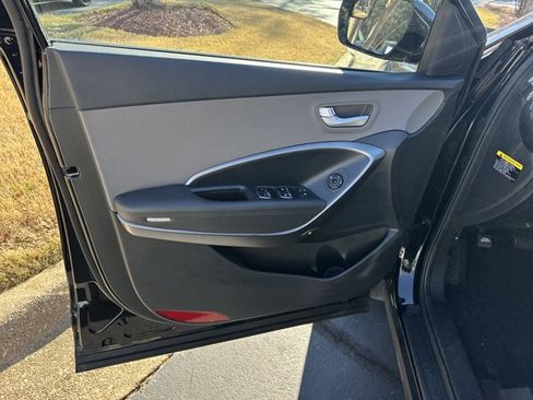 Used 2018 Hyundai Santa Fe Sport w/ 2.4L Value Package 02 image 11