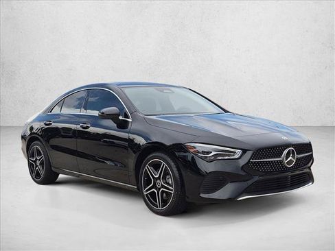 Used 2026 Mercedes-Benz CLA 250 image 3