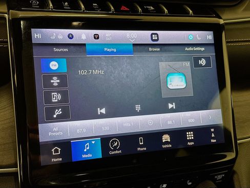 Used 2024 Jeep Grand Cherokee L Limited w/ Luxury Tech Group II image 21