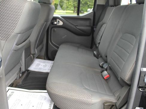Used 2018 Nissan Frontier PRO-4X AWD/4WD image 14
