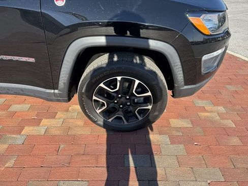 Used 2021 Jeep Compass Trailhawk image 17