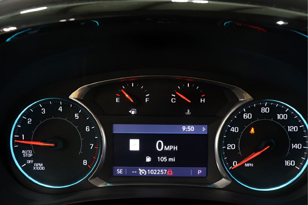Used 2021 Chevrolet Traverse Premier w/ Redline Edition AWD/4WD image 15