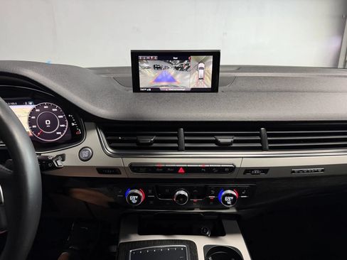 Used 2019 Audi Q7 2.0T Premium AWD/4WD image 16
