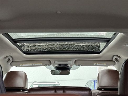 Used 2025 Honda Pilot Elite image 9