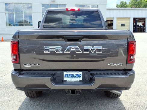 New 2026 RAM 2500 Big Horn AWD/4WD image 5