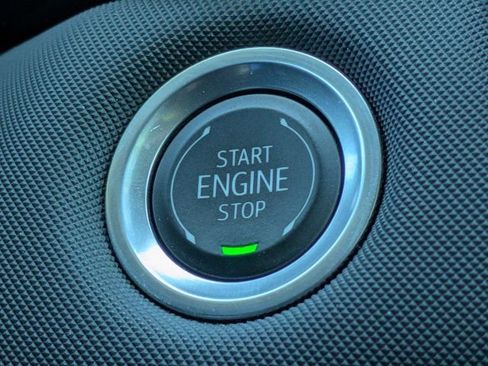 Used 2024 Chevrolet Colorado Z71 w/ Z71 Convenience Package 2 image 29