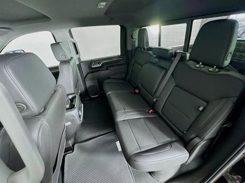 Certified 2025 GMC Sierra 2500 SLT w/ SLT Premium Package image 23