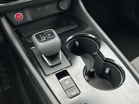 Used 2023 Nissan Rogue SV image 23