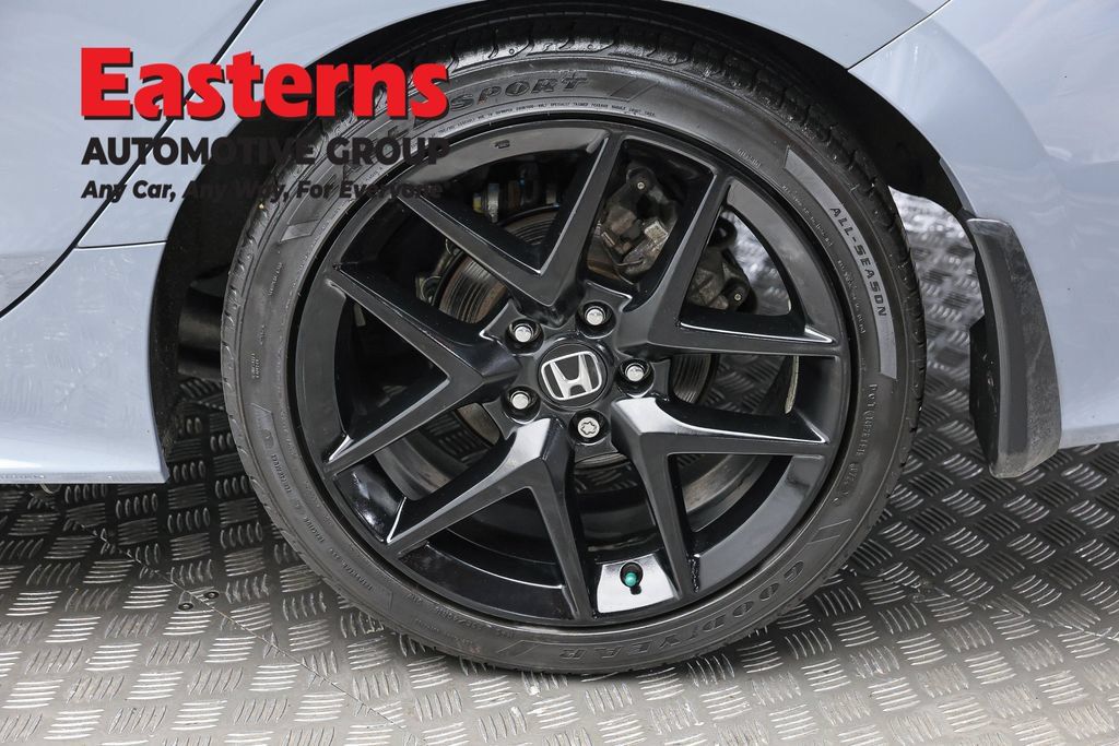 Used 2024 Honda Civic Sport image 8