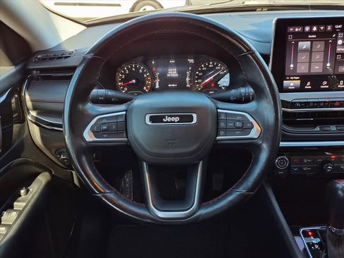 Used 2022 Jeep Compass Trailhawk w/ Trailhawk Convenience Group image 14