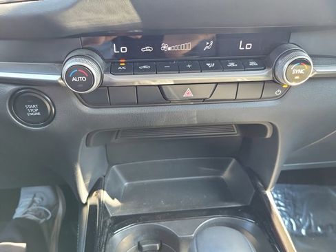 Used 2024 MAZDA CX-30 AWD 2.5 S w/ Select Sport Pkg image 34