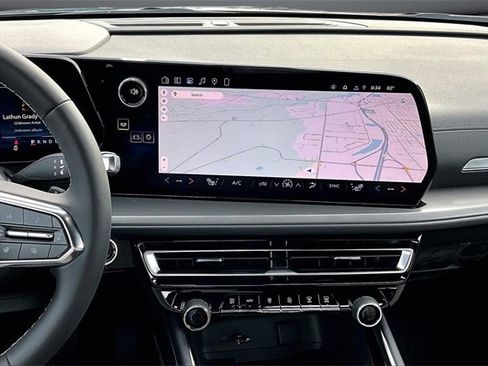 New 2026 Chevrolet Traverse LT w/ LPO, Floor Liner Package image 6