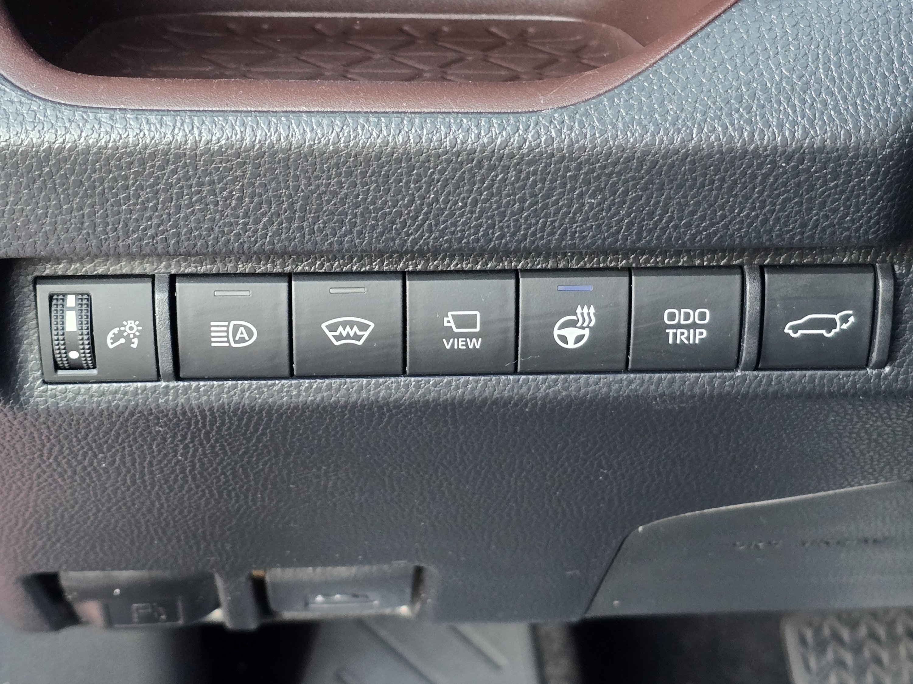 Used 2023 Toyota RAV4 Limited AWD/4WD image 21