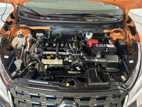 Used 2021 Nissan Kicks SV FWD image 9