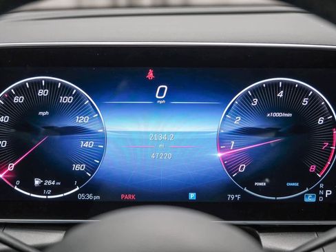 Used 2023 Mercedes-Benz GLC 300 4MATIC w/ AMG Line image 21