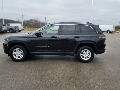 Used 2023 Jeep Grand Cherokee Laredo w/ Luxury Tech Group I