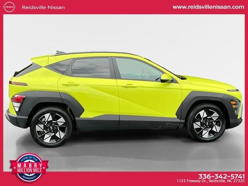 Used 2024 Hyundai Kona SEL FWD image 7