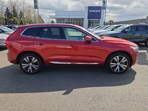 Certified 2023 Volvo XC60 B6 Ultimate w/ Climate Package AWD/4WD image 9