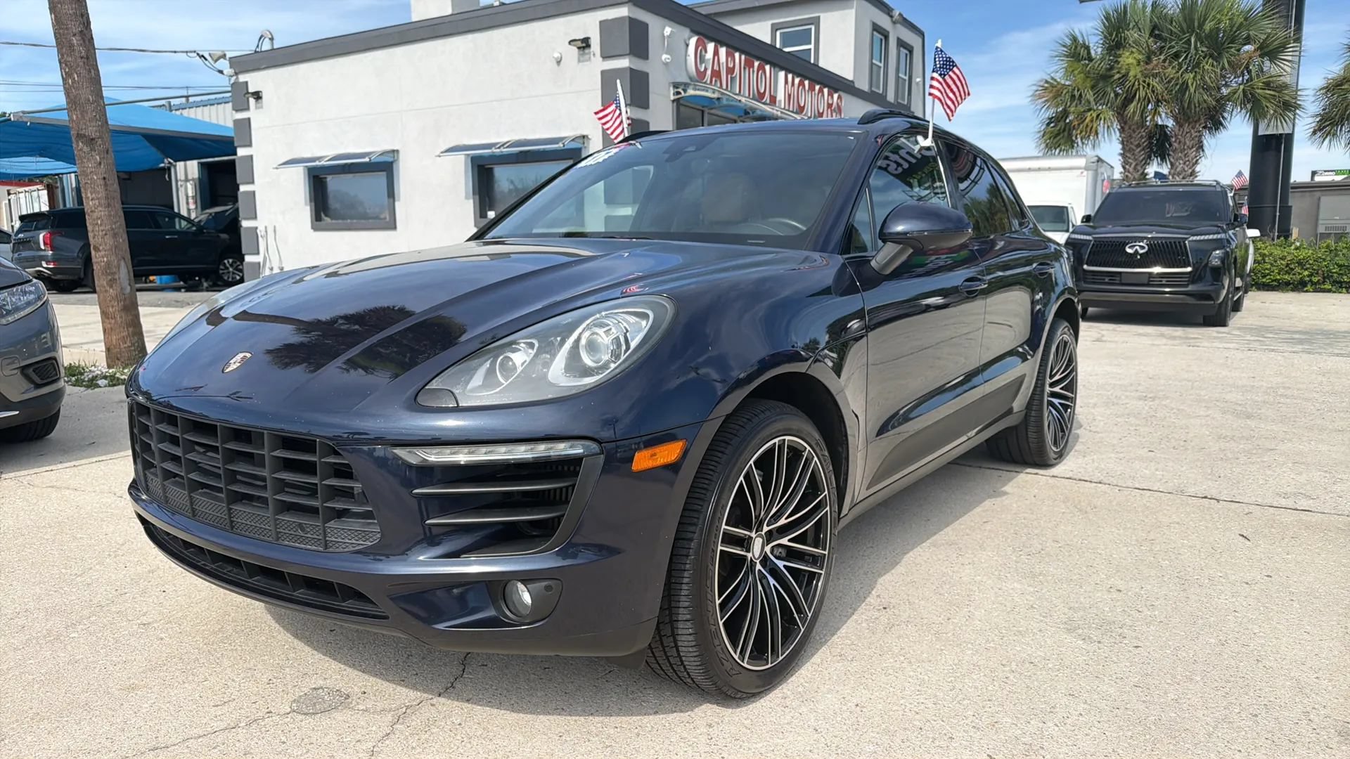 Used 2017 Porsche Macan S AWD/4WD image 1