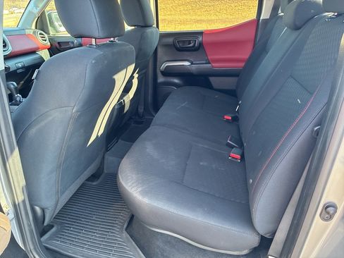 Used 2021 Toyota Tacoma SR5 image 15